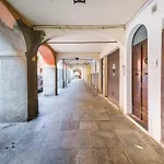 Parma Portici Antichi Monolocale A 5 Min Dal Duomo