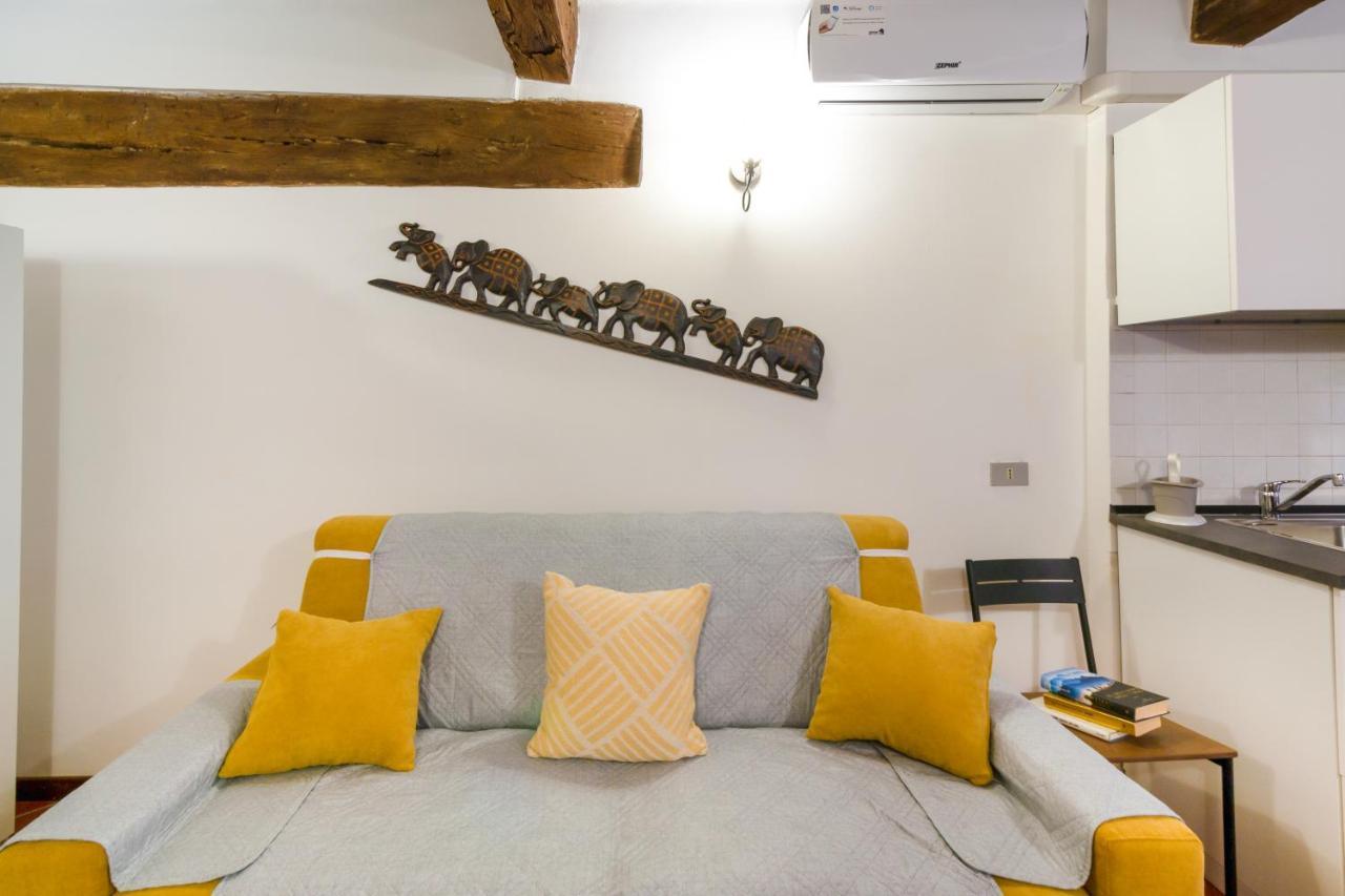 Portici Antichi Monolocale A 5 Min Dal Duomo Apartment *